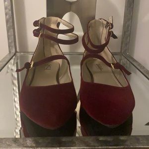 Exquisite Beautiful Maroon Velvet Mary Jane Style Flats 💥Last Pair💥 Size:7